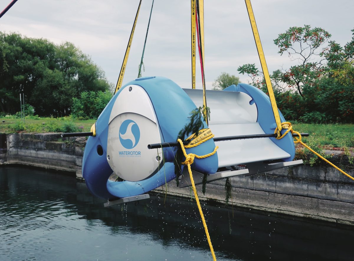 DE8D2DBB-48F0-42B6-B9CC-80CE9998AA82